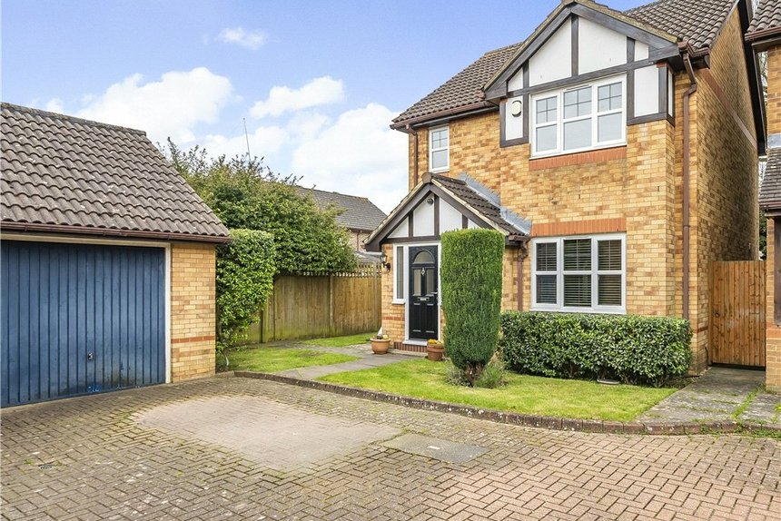 under offer wilder close london 34978 - Gibbs Gillespie