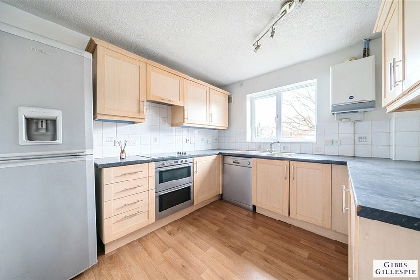 under offer rayners lane london 34985 - Gibbs Gillespie