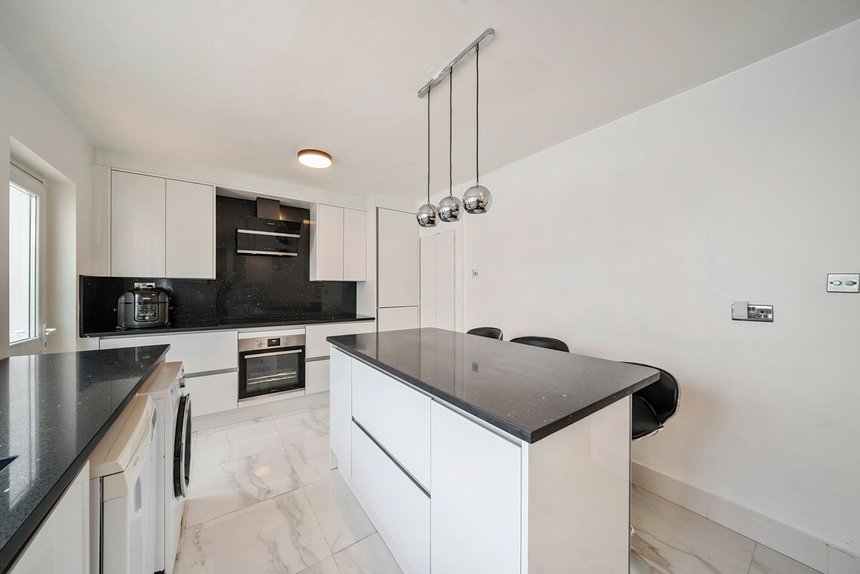 sold brookdene avenue london 34998 - Gibbs Gillespie