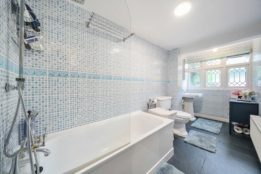 sold brookdene avenue london 34998 - Gibbs Gillespie