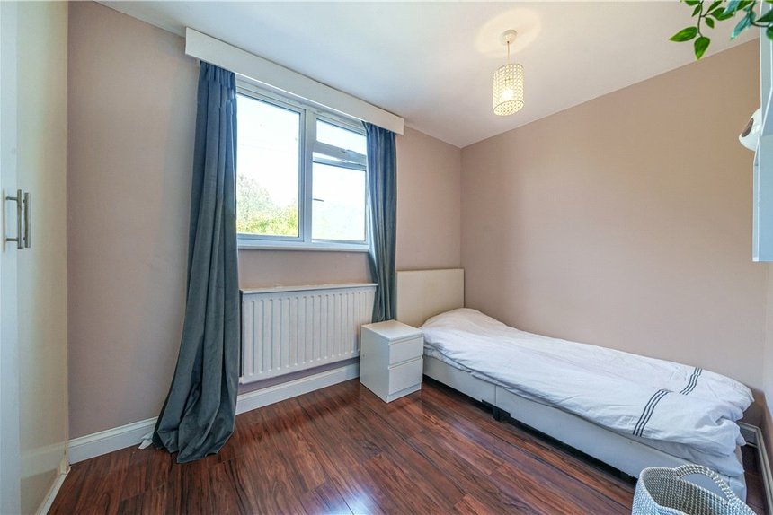 for sale brookdene avenue london 34998 - Gibbs Gillespie