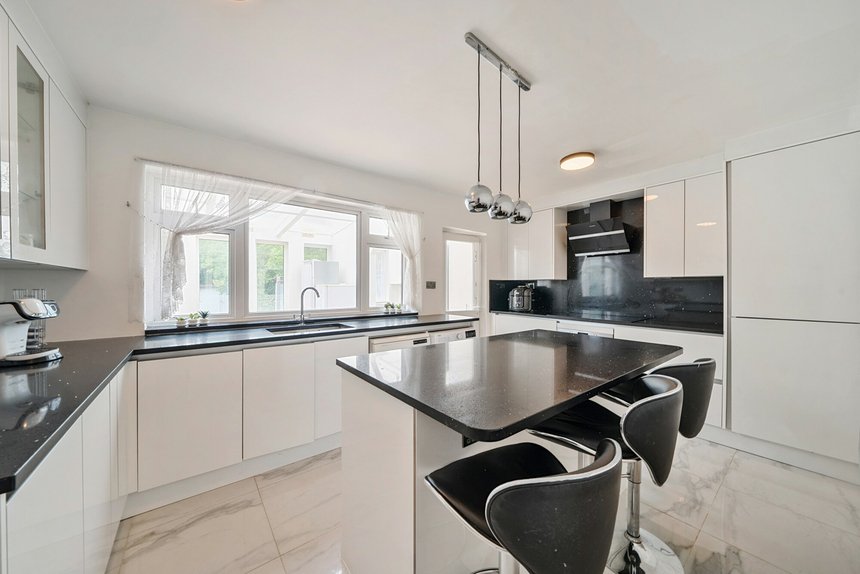 sold brookdene avenue london 34998 - Gibbs Gillespie