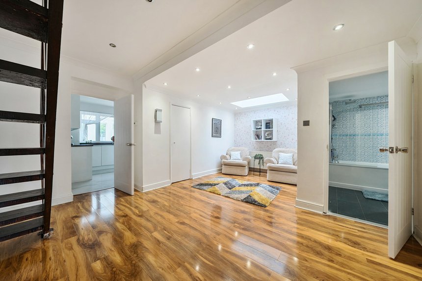 sold brookdene avenue london 34998 - Gibbs Gillespie