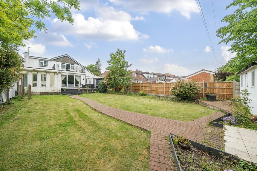 sold brookdene avenue london 34998 - Gibbs Gillespie