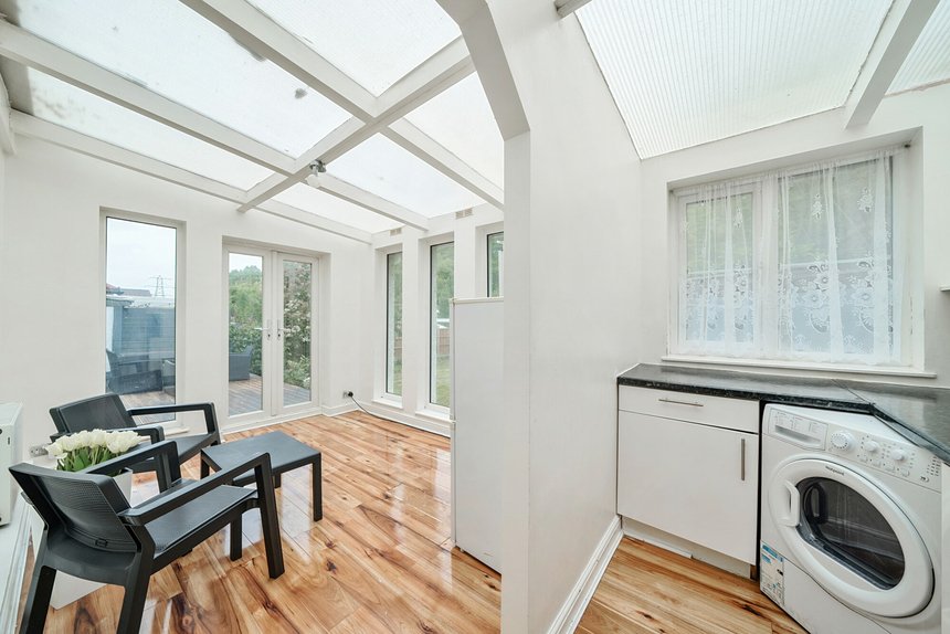 sold brookdene avenue london 34998 - Gibbs Gillespie