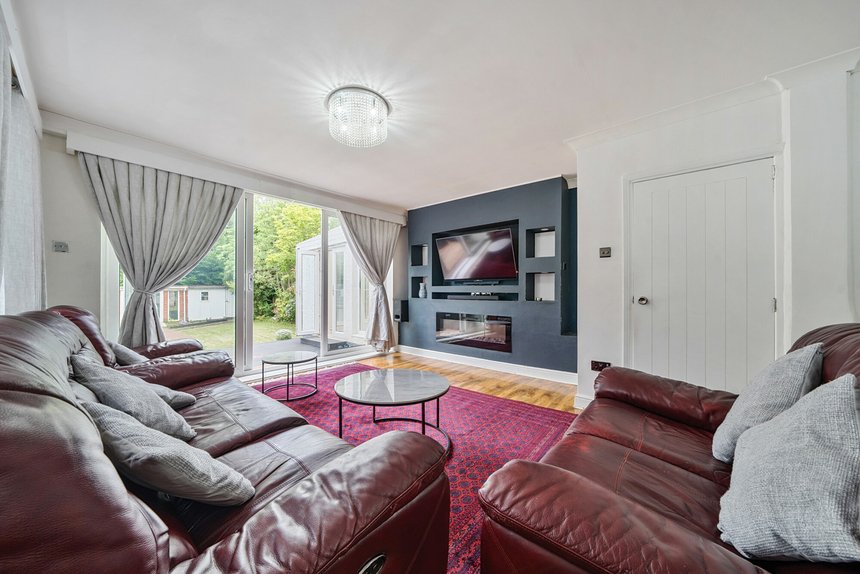 sold brookdene avenue london 34998 - Gibbs Gillespie