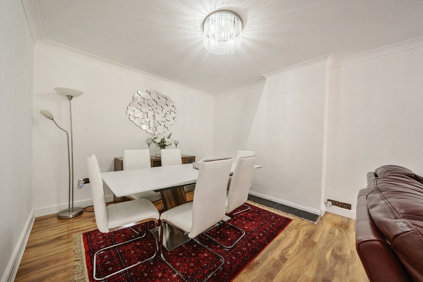 sold brookdene avenue london 34998 - Gibbs Gillespie