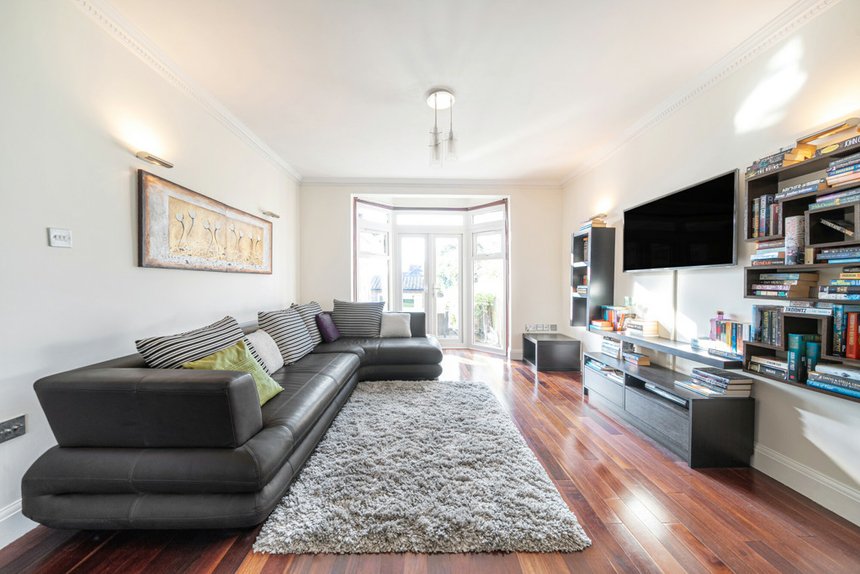 under offer st. margarets road london 35064 - Gibbs Gillespie