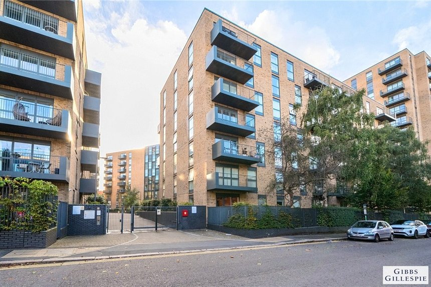 for sale baldwin court london 35066 - Gibbs Gillespie