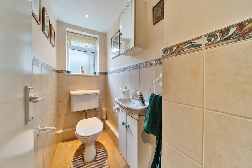 for sale elgin drive london 35078 - Gibbs Gillespie