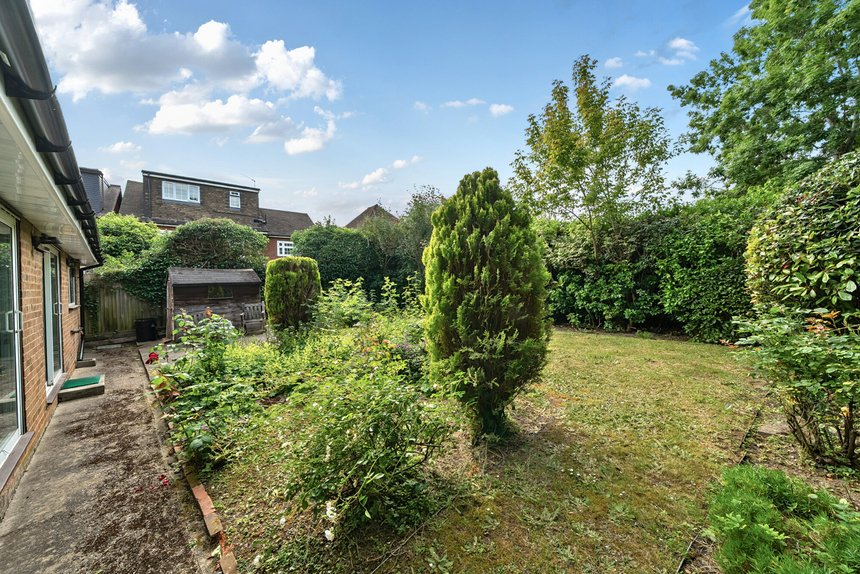 for sale elgin drive london 35078 - Gibbs Gillespie