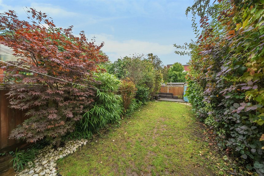 for sale mildred avenue london 35083 - Gibbs Gillespie