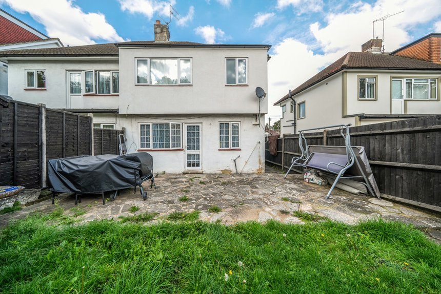 under offer the heights london 35378 - Gibbs Gillespie