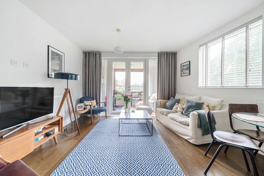 for sale kenneth way london 35397 - Gibbs Gillespie