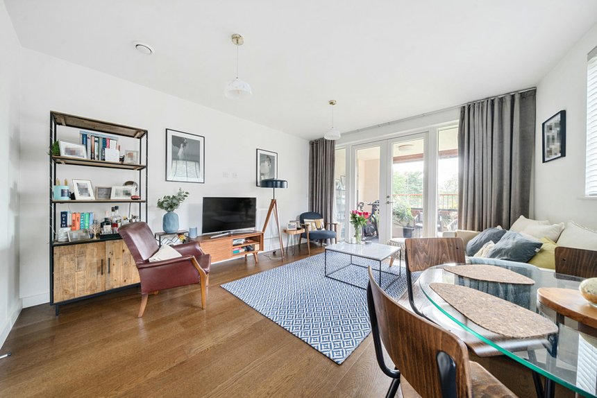 for sale kenneth way london 35397 - Gibbs Gillespie