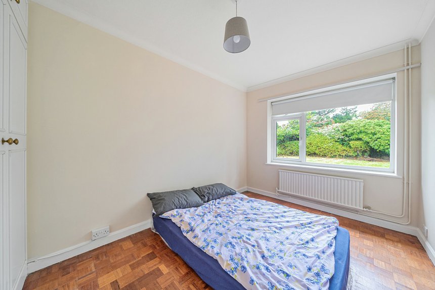 for sale bridle road london 35403 - Gibbs Gillespie