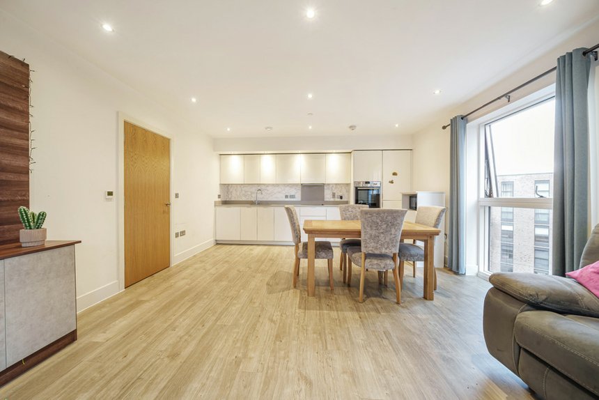 for sale masters court london 35405 - Gibbs Gillespie