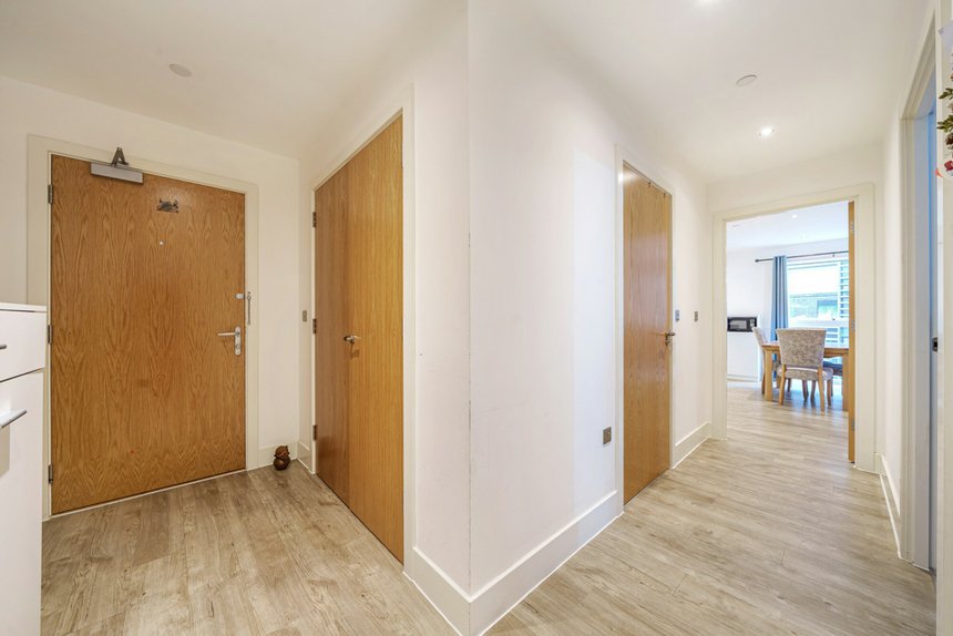 for sale masters court london 35405 - Gibbs Gillespie