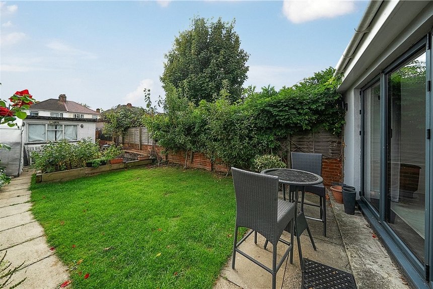 for sale dawlish avenue london 35411 - Gibbs Gillespie