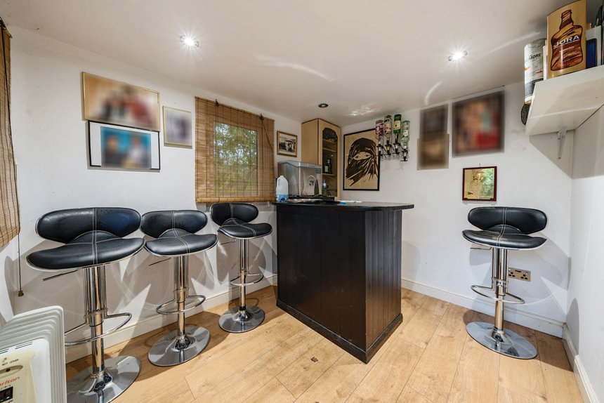 for sale howards wood drive london 35521 - Gibbs Gillespie