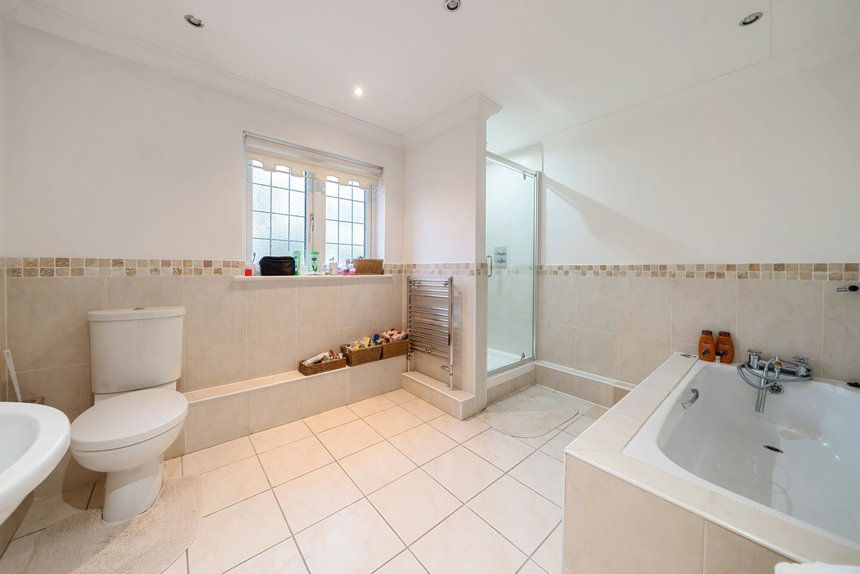 for sale howards wood drive london 35521 - Gibbs Gillespie