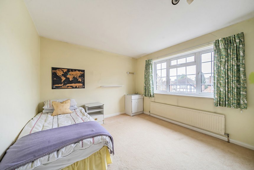 for sale dearne close london 35571 - Gibbs Gillespie