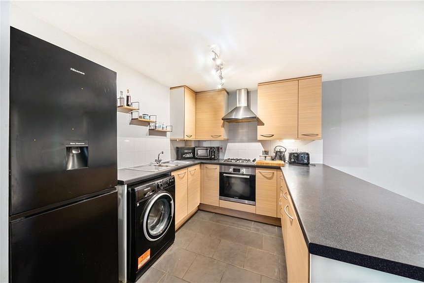 for sale capel crescent london 35640 - Gibbs Gillespie