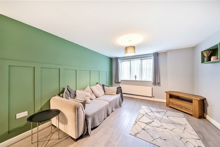 for sale capel crescent london 35640 - Gibbs Gillespie