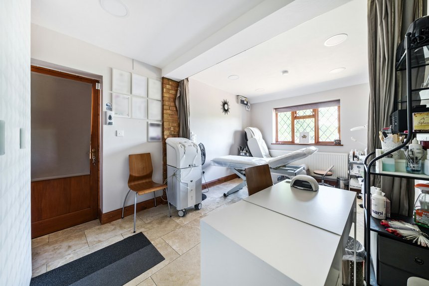 for sale vinlake avenue london 35659 - Gibbs Gillespie