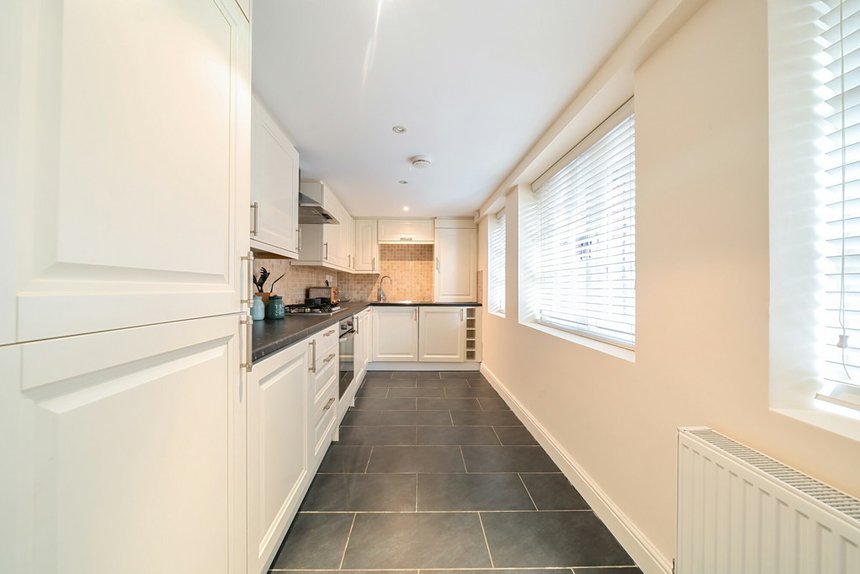 for sale lidgould grove london 35676 - Gibbs Gillespie