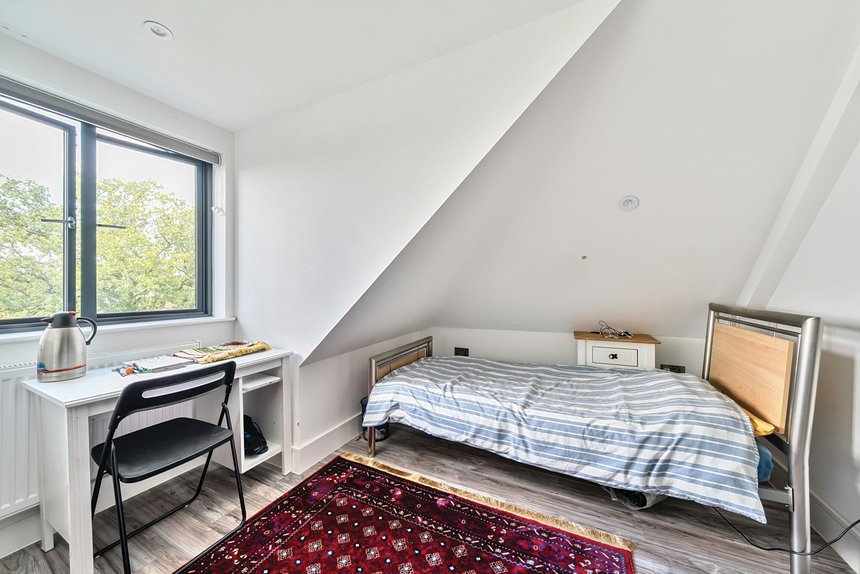 for sale kings way london 35717 - Gibbs Gillespie