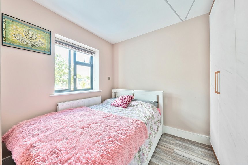 for sale kings way london 35717 - Gibbs Gillespie