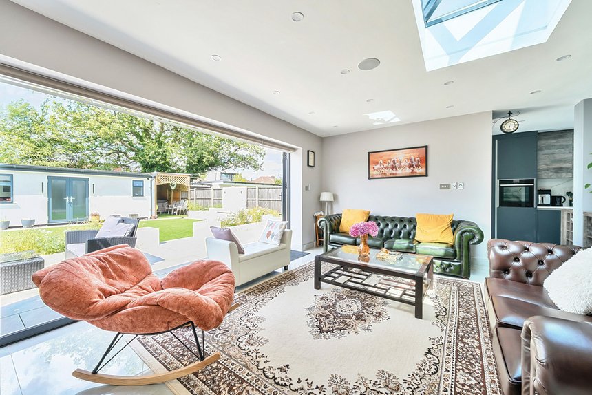for sale kings way london 35717 - Gibbs Gillespie