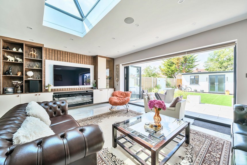 for sale kings way london 35717 - Gibbs Gillespie