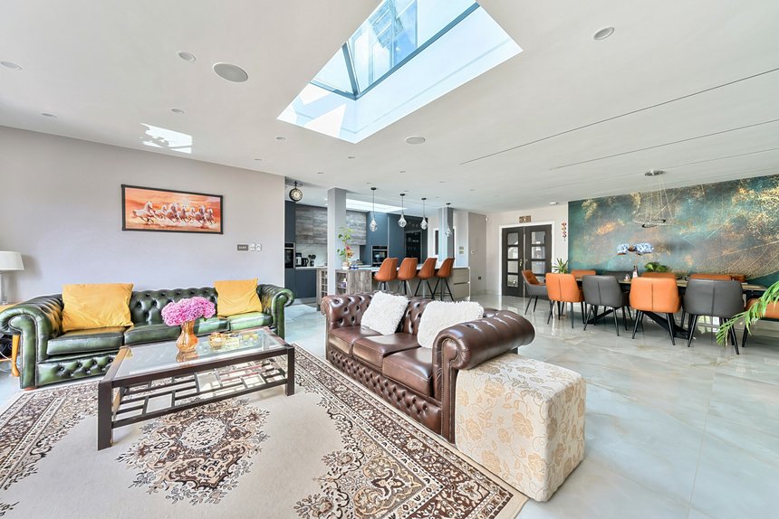 for sale kings way london 35717 - Gibbs Gillespie