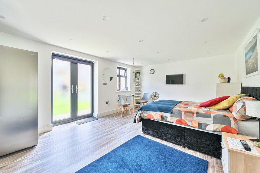 for sale kings way london 35717 - Gibbs Gillespie