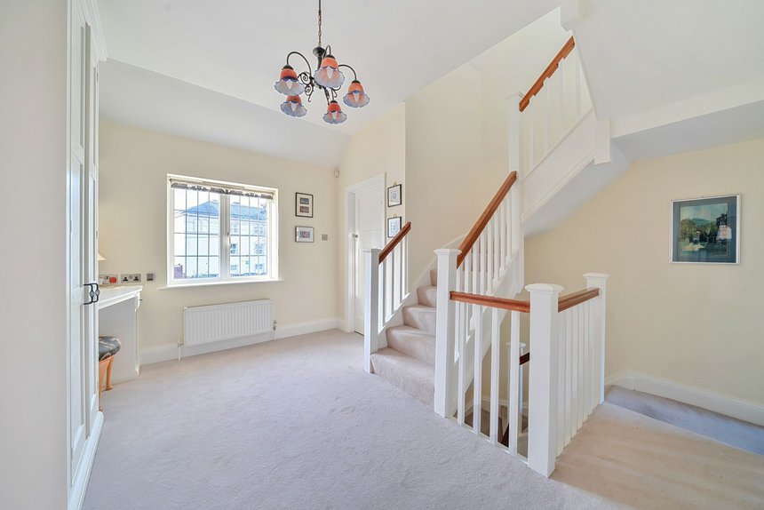 for sale wellington road london 35718 - Gibbs Gillespie