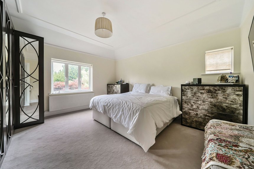 for sale wellington road london 35718 - Gibbs Gillespie