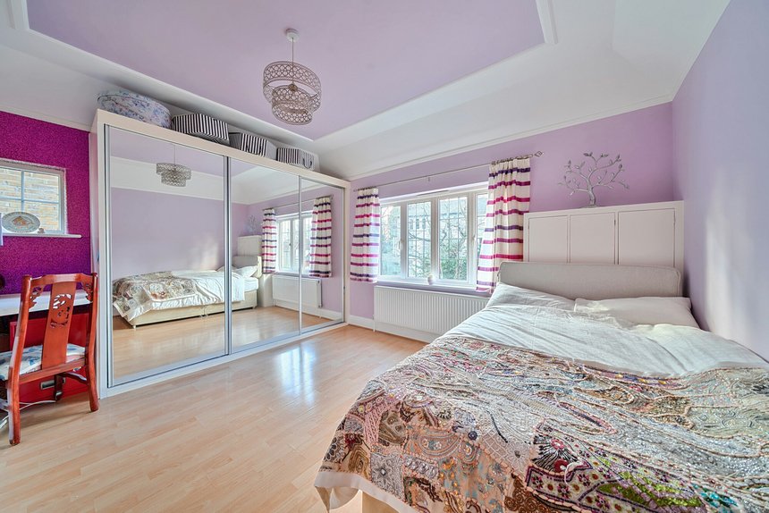 for sale wellington road london 35718 - Gibbs Gillespie