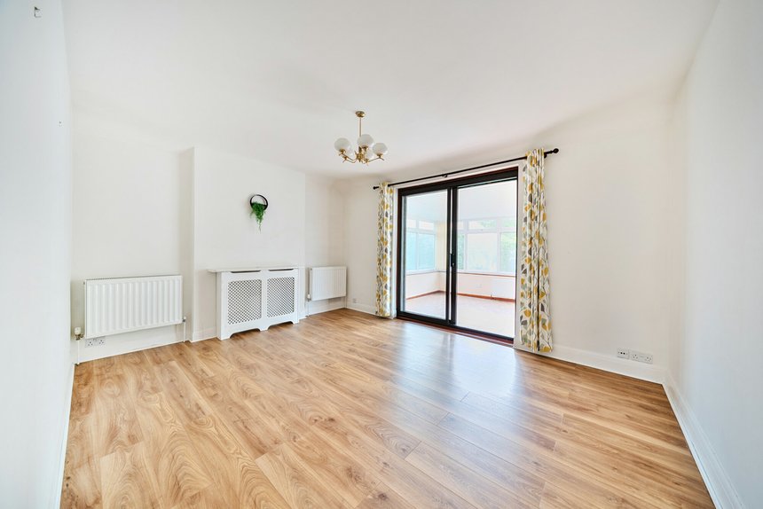 sold downs avenue london 35726 - Gibbs Gillespie