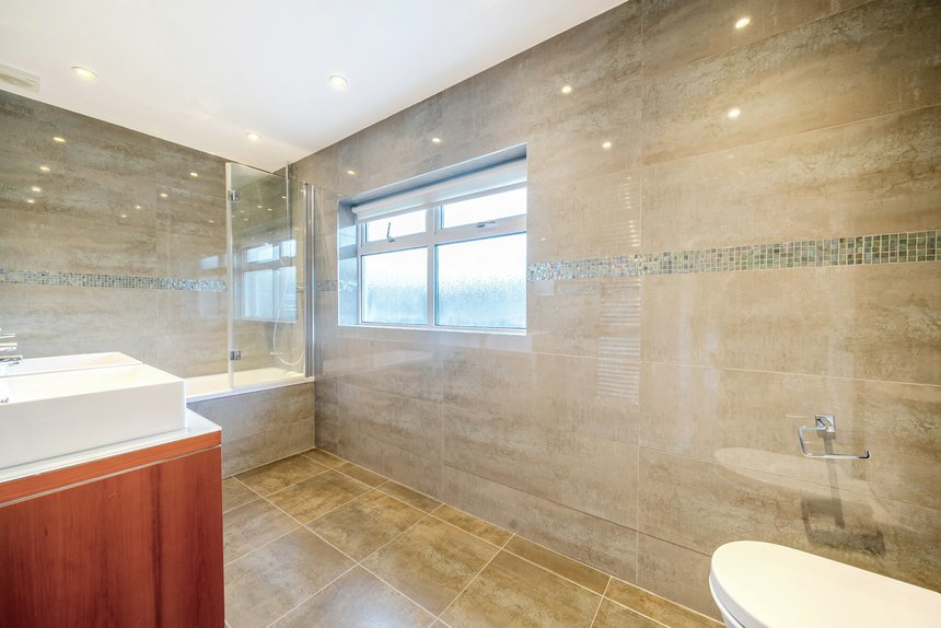 under offer dearne close london 35790 - Gibbs Gillespie
