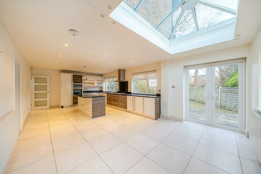 under offer dearne close london 35790 - Gibbs Gillespie