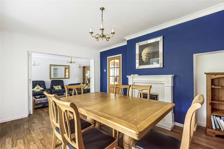 under offer broadwood avenue london 35812 - Gibbs Gillespie