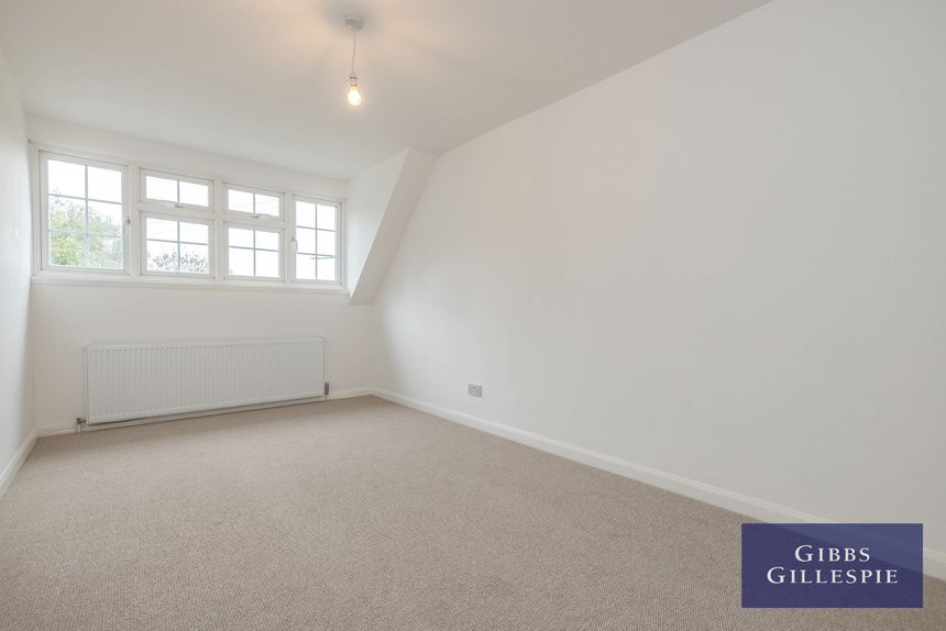 let agreed 157a london 35823 - Gibbs Gillespie