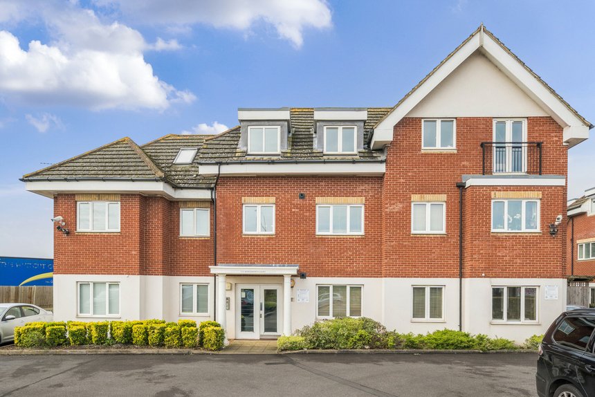 for sale west end road london 35830 - Gibbs Gillespie