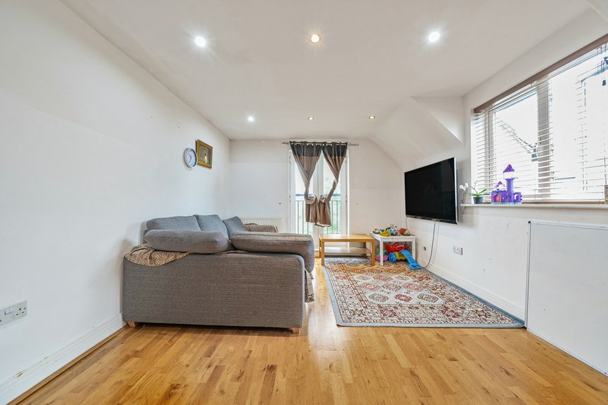 for sale west end road london 35830 - Gibbs Gillespie