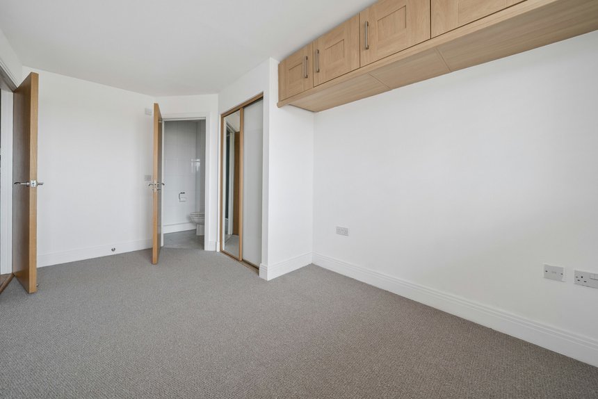 for sale west end road london 35830 - Gibbs Gillespie