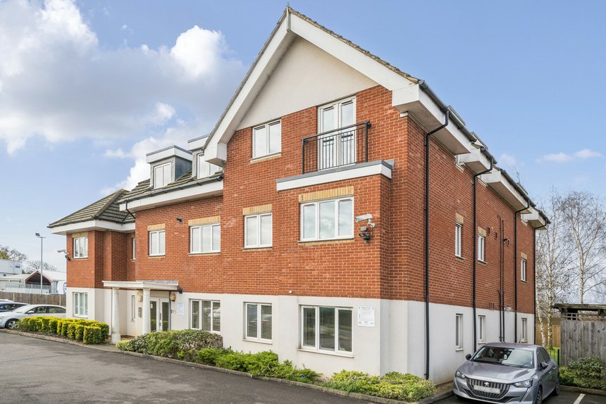 for sale west end road london 35830 - Gibbs Gillespie