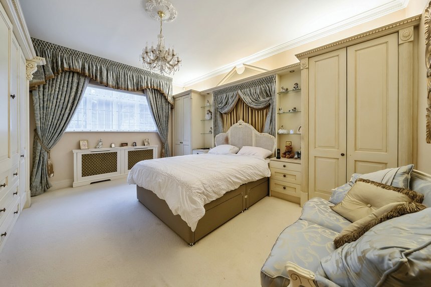 for sale framewood road london 35849 - Gibbs Gillespie