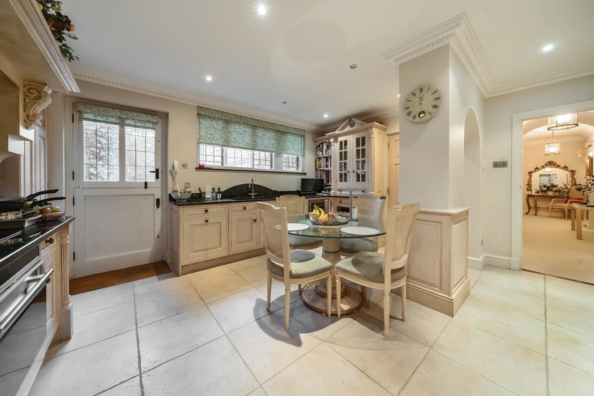 for sale framewood road london 35849 - Gibbs Gillespie